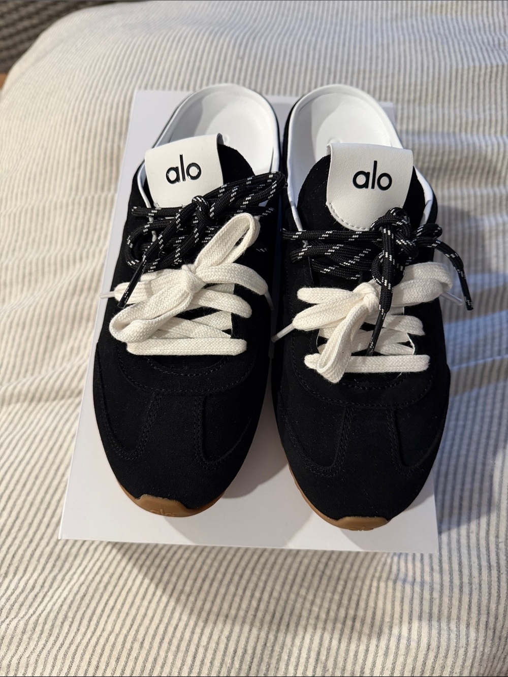 ALO Yoga Sunset Sneaker Mule - Black